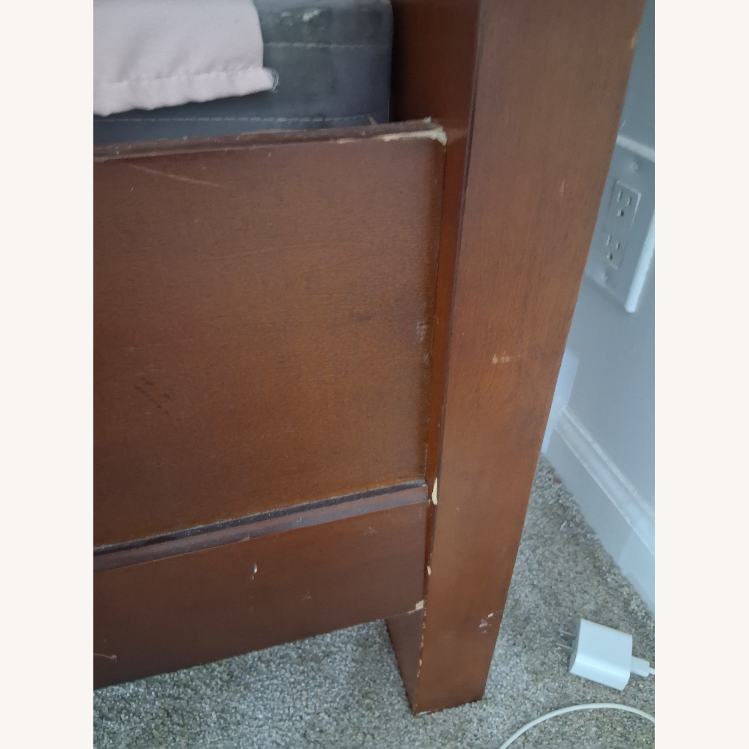 Standard Furniture Dark Brown Wood Full Bed - image-3