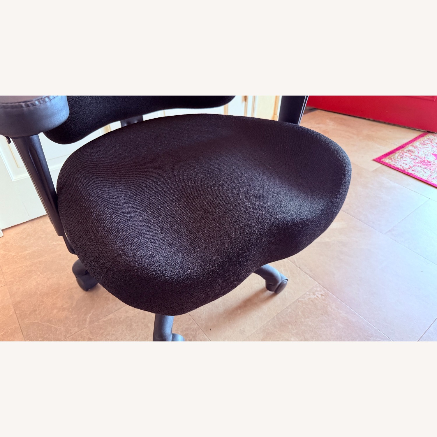 Lifeform Ergonomic Office Chair - Extra Wide Seat - image-8