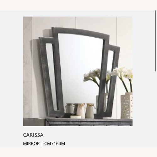 Used Furniture of America Décor for sale on AptDeco