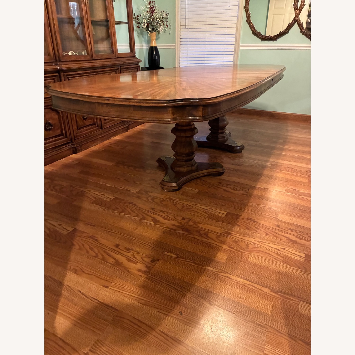 Empire Furniture USA Light Brown Dining Table - image-7