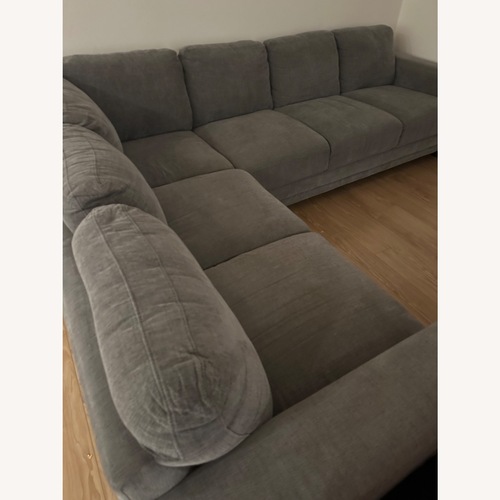 Used  L-Shaped Sectional  for sale on AptDeco