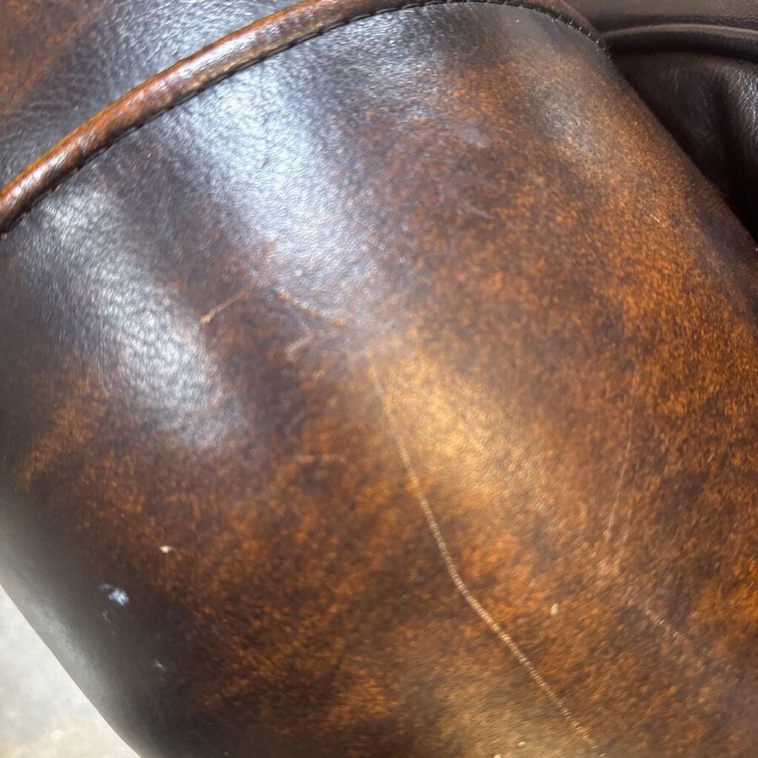 Walter E. Smithe Portman Leather Manual Recliner - image-4