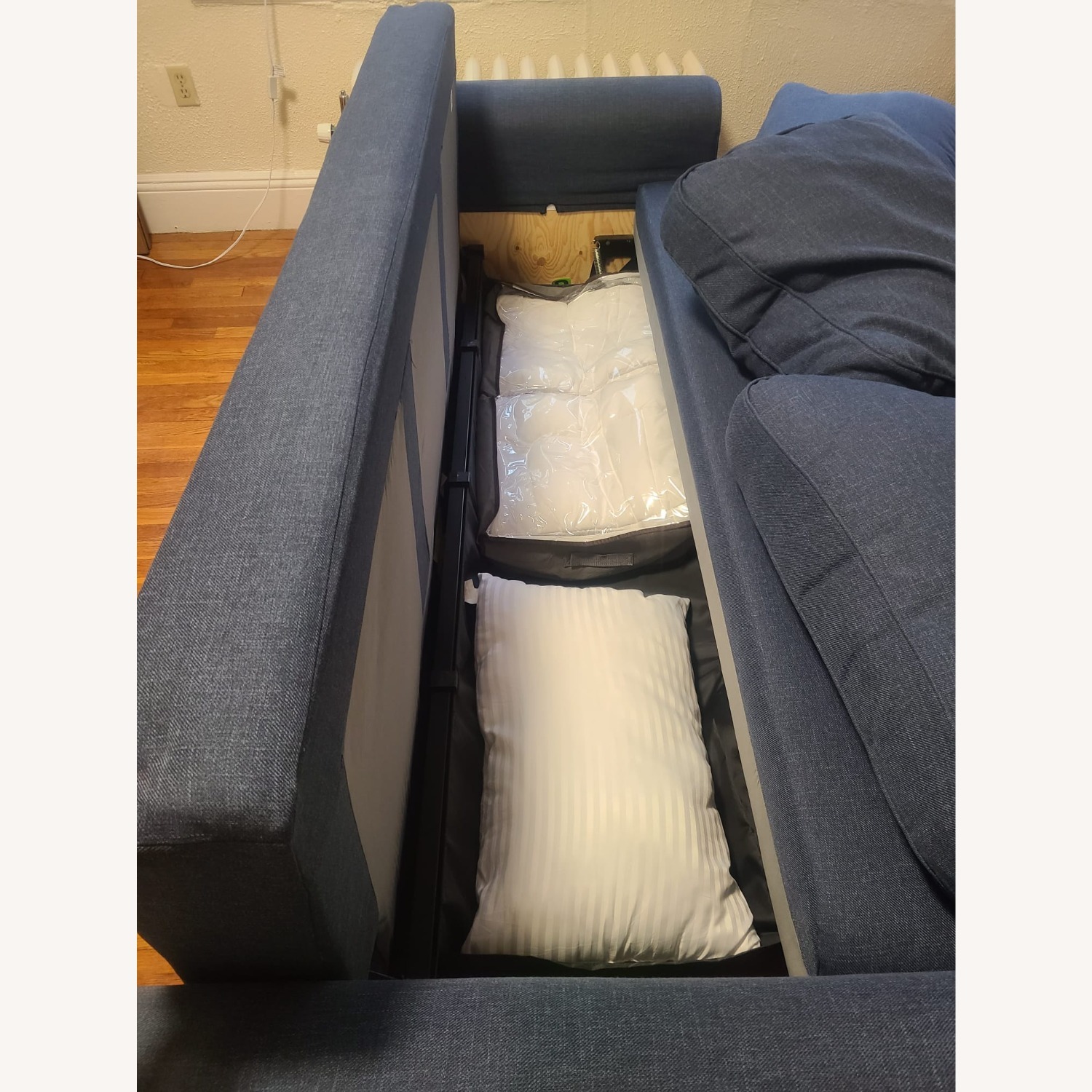 IKEA Vretstorp Sleeper Sofa - image-3