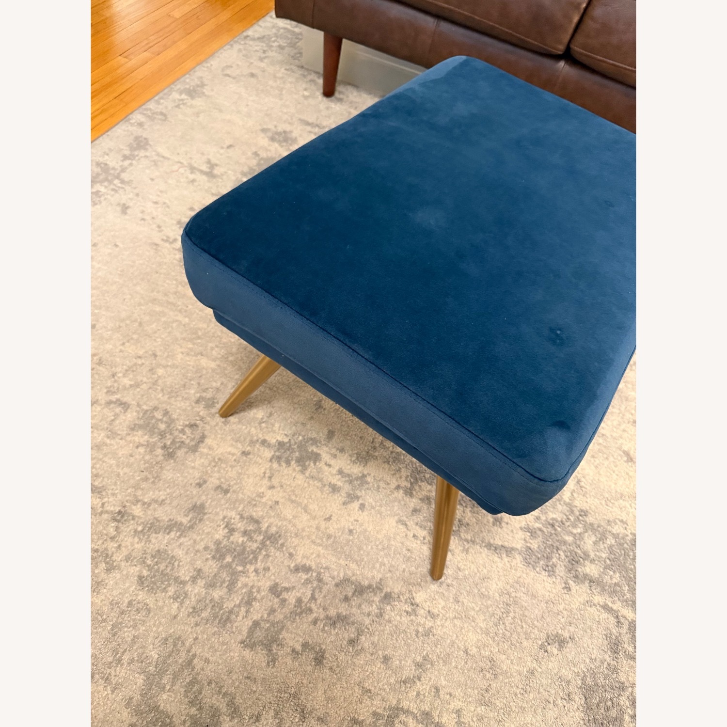Blue Suede Décor - image-1