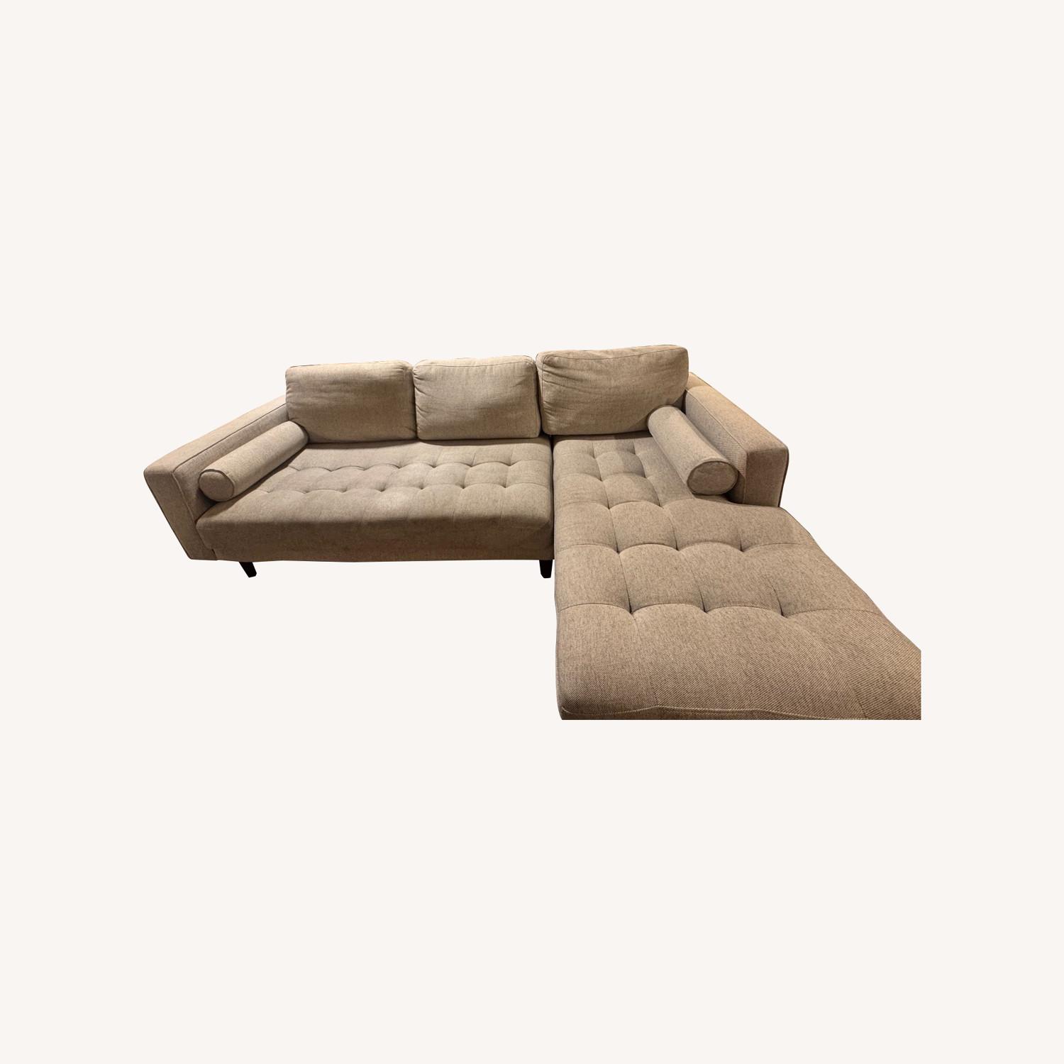 Oliver Space Breuer Light Gray Fabric 2 Piece Sectional - image-0