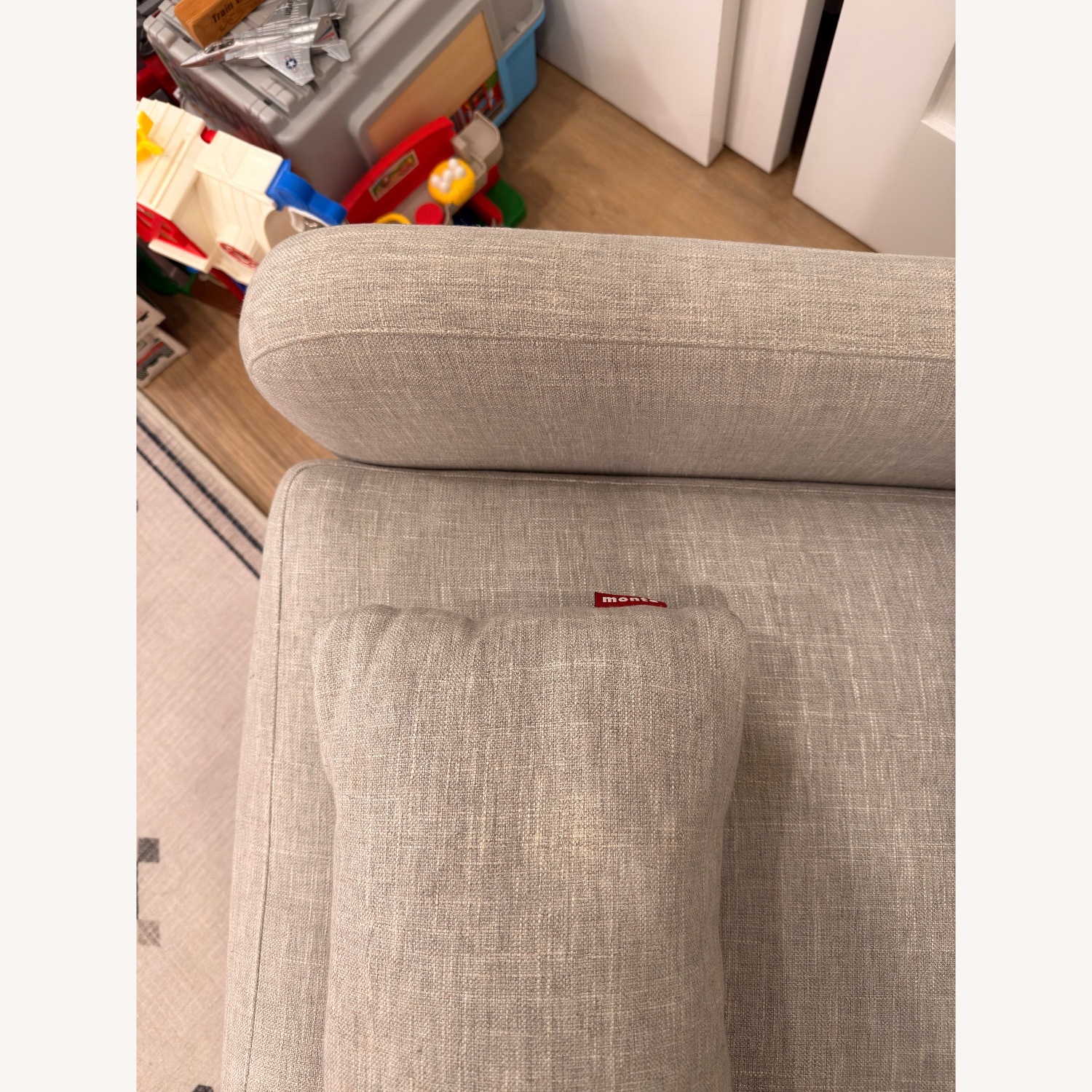 Monte Design Light Gray Fabric Nursing Chair - image-6