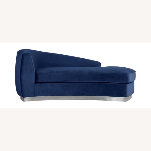 Used Meridian Julian Contemporary Velvet Chaise for sale on AptDeco