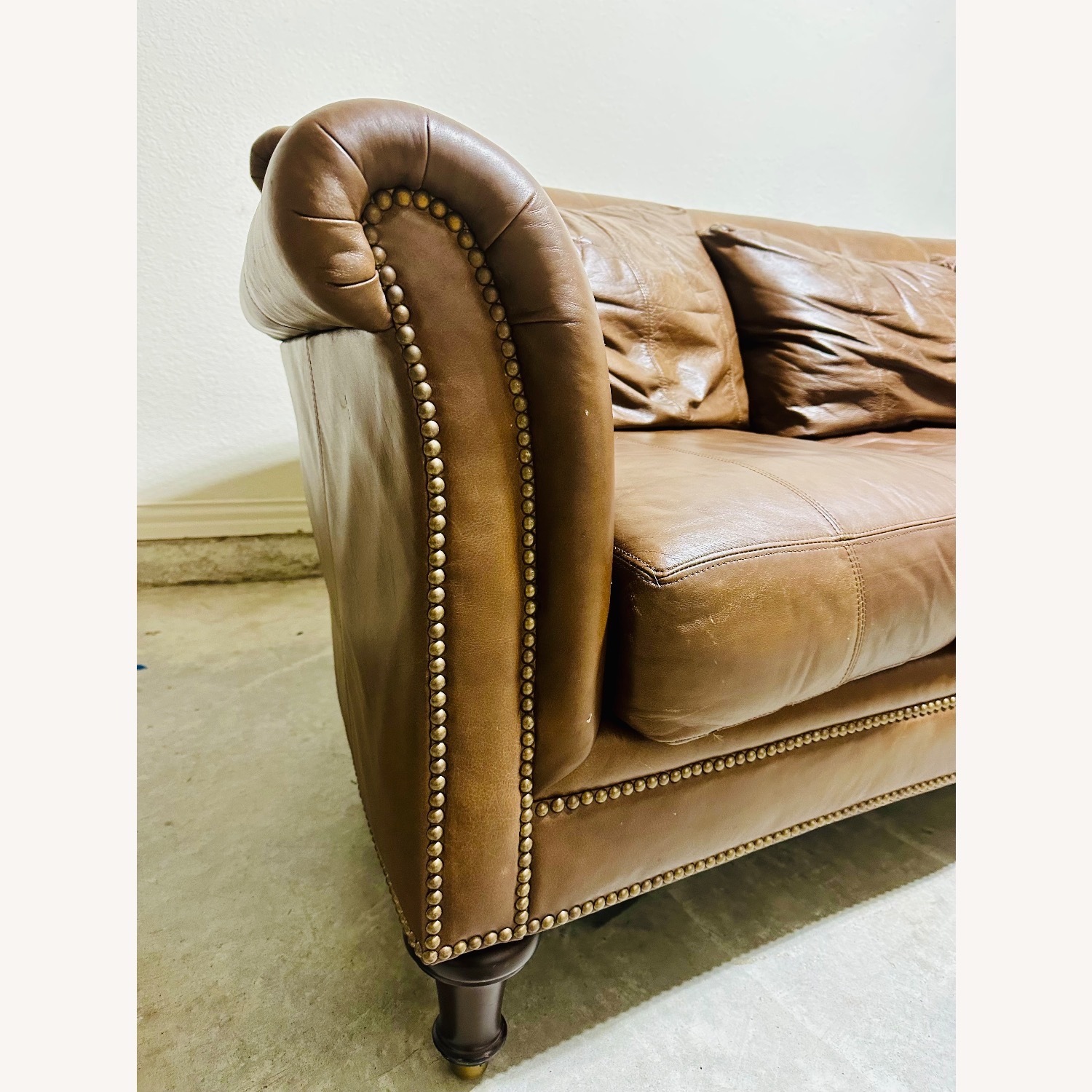 Vintage/Antique Light Brown 3+ Seater Sofa - image-1