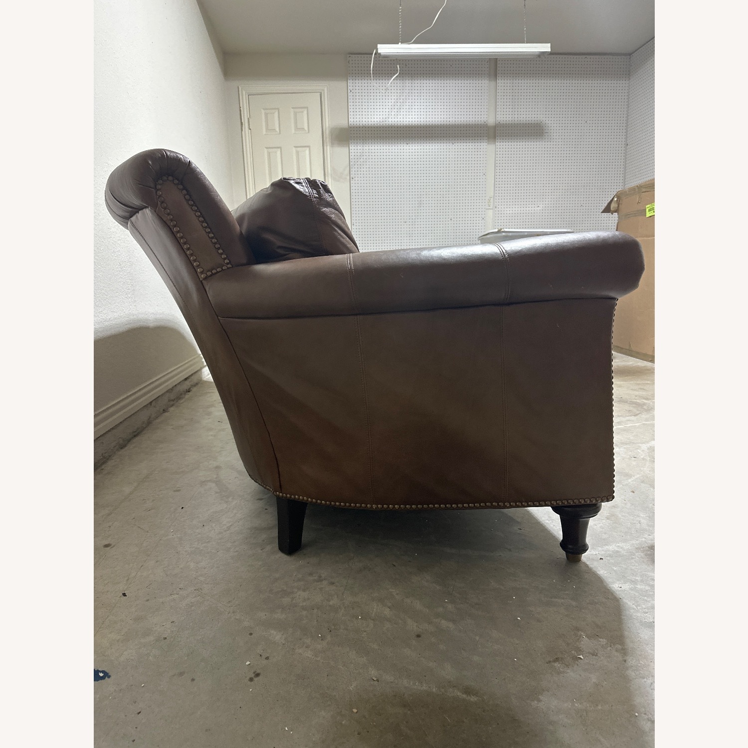 Vintage/Antique Light Brown 3+ Seater Sofa - image-3