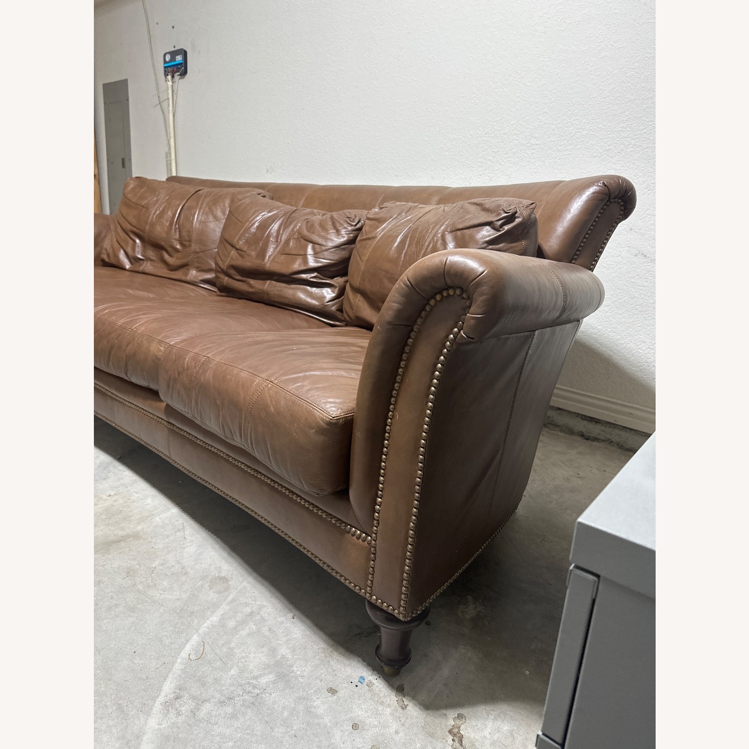 Vintage/Antique Light Brown 3+ Seater Sofa - image-5