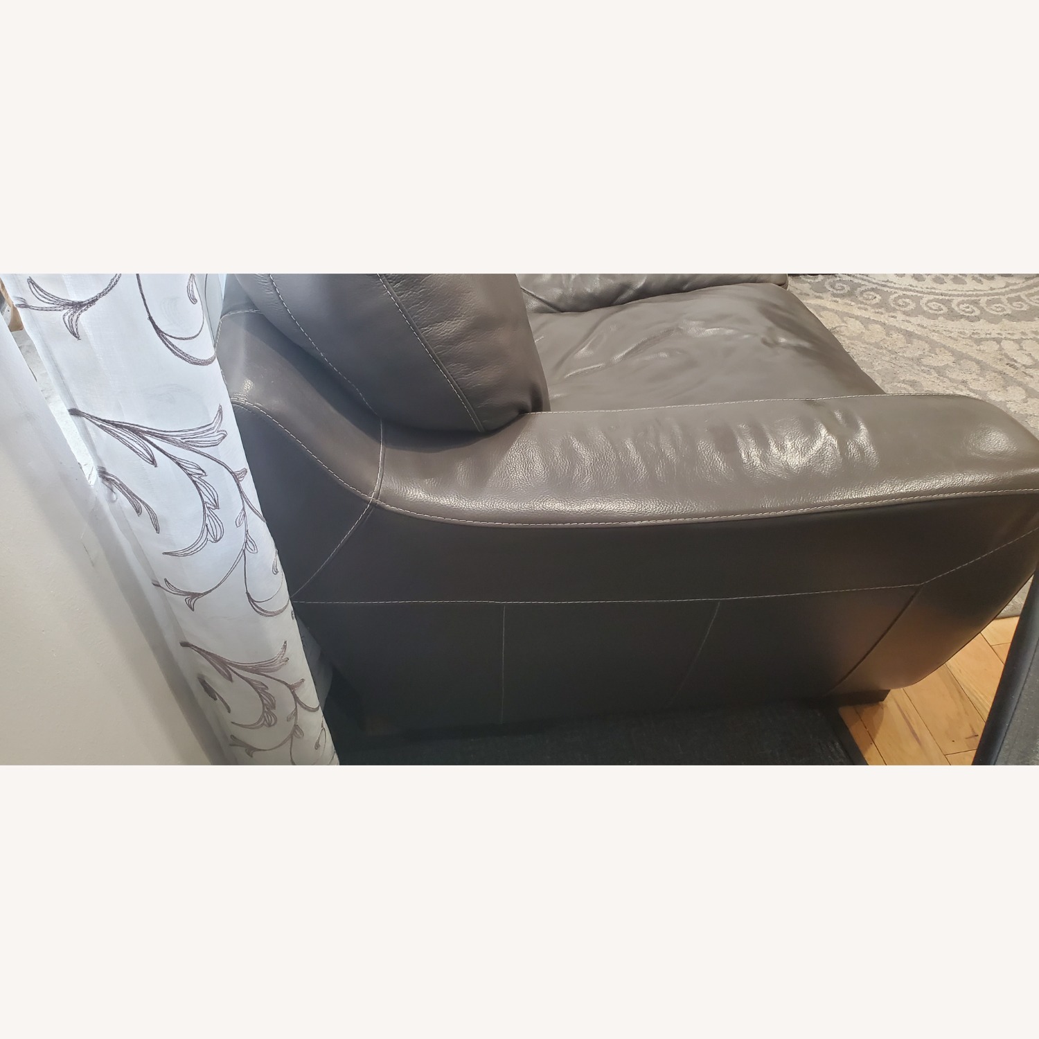 Raymour & Flanigan 3+ Seater Sofa - image-2