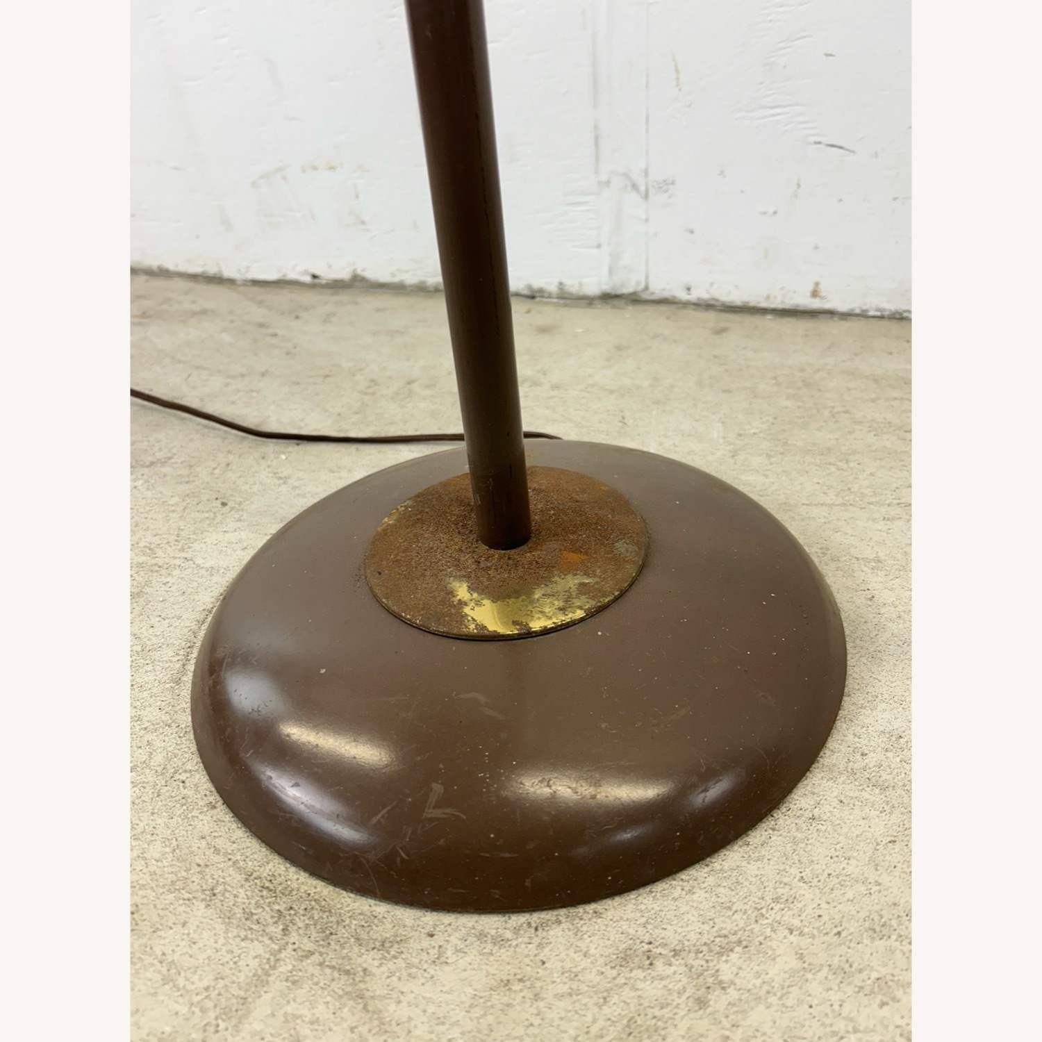 Mid Century Modern Floor Lamp with Brass Accents - image-12
