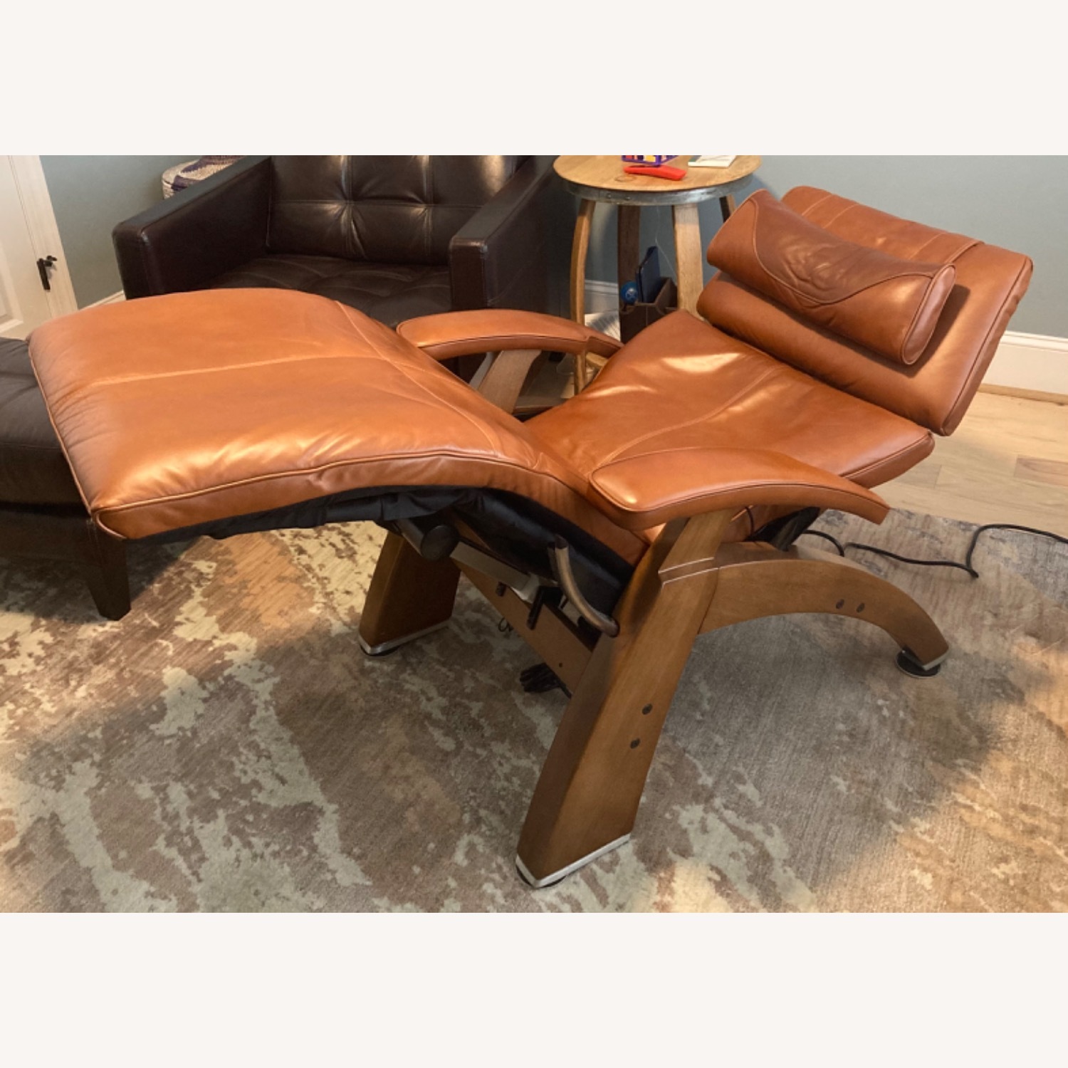 Relax The Back PC Live Leather Recliner - image-3