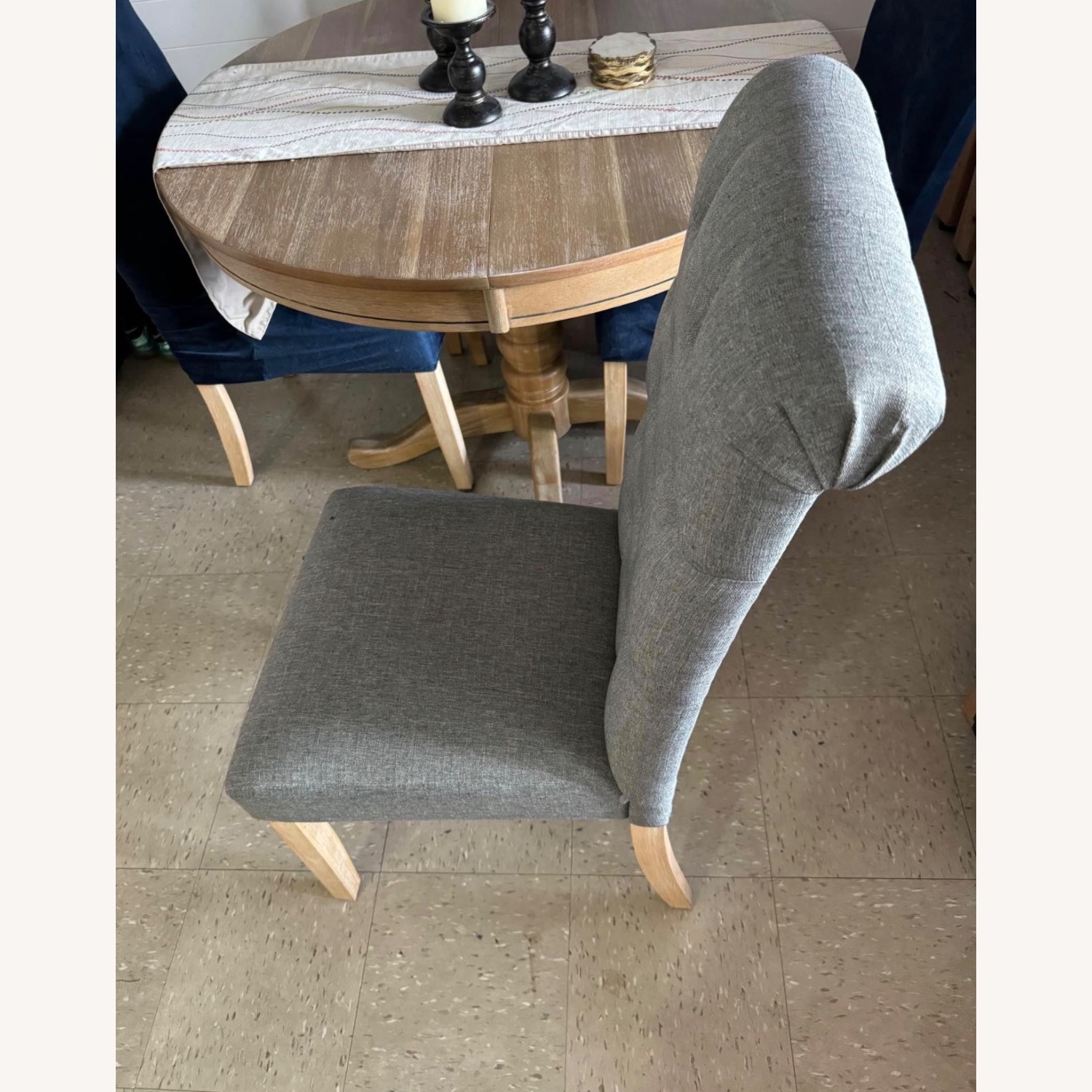 Round Hill Furniture Dining Chairs - image-1