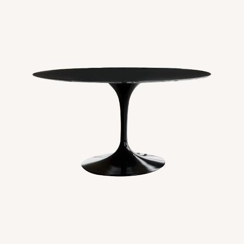 Used Knoll Saarinen Round Dining Table for sale on AptDeco