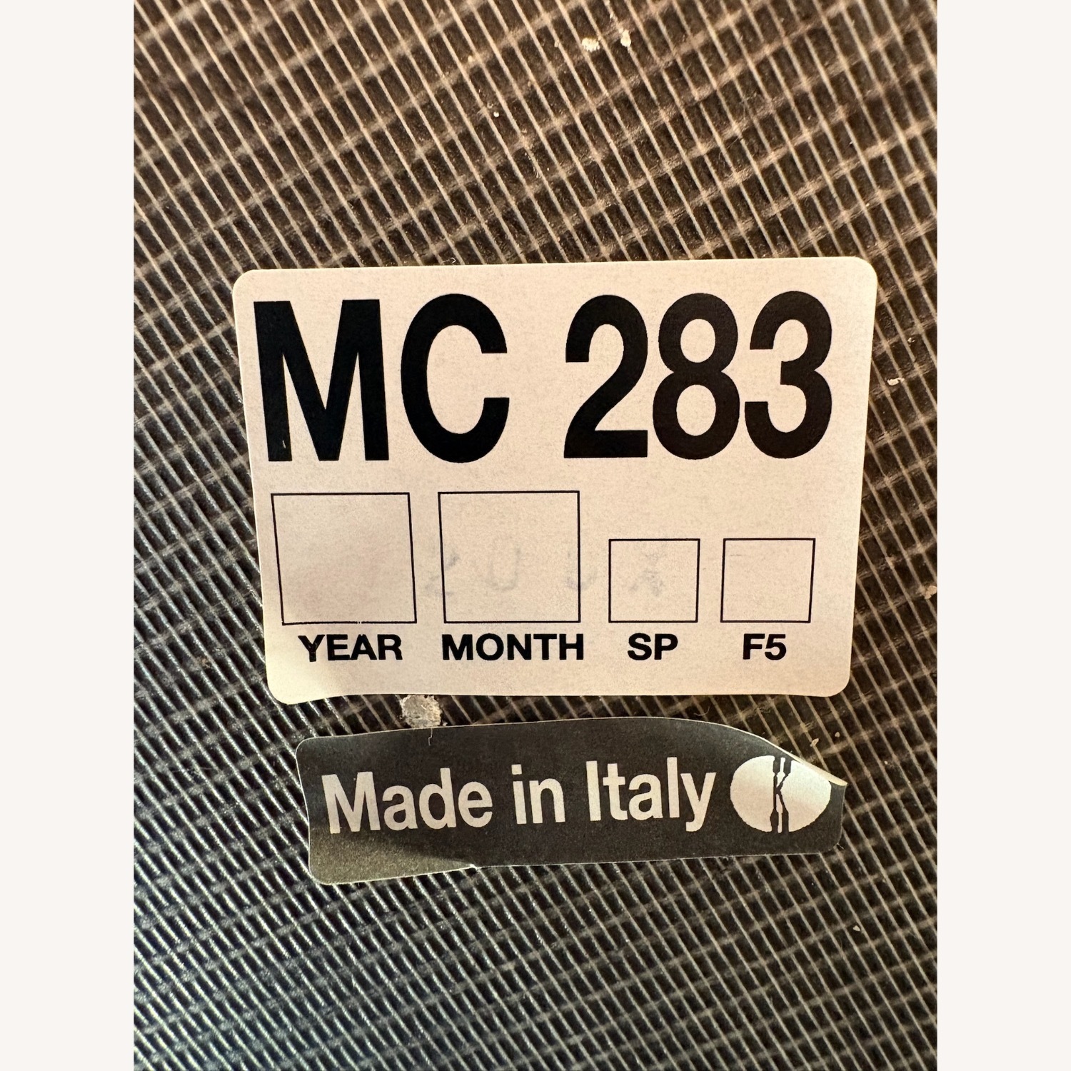 Knoll Saarinen Round Dining Table - image-5