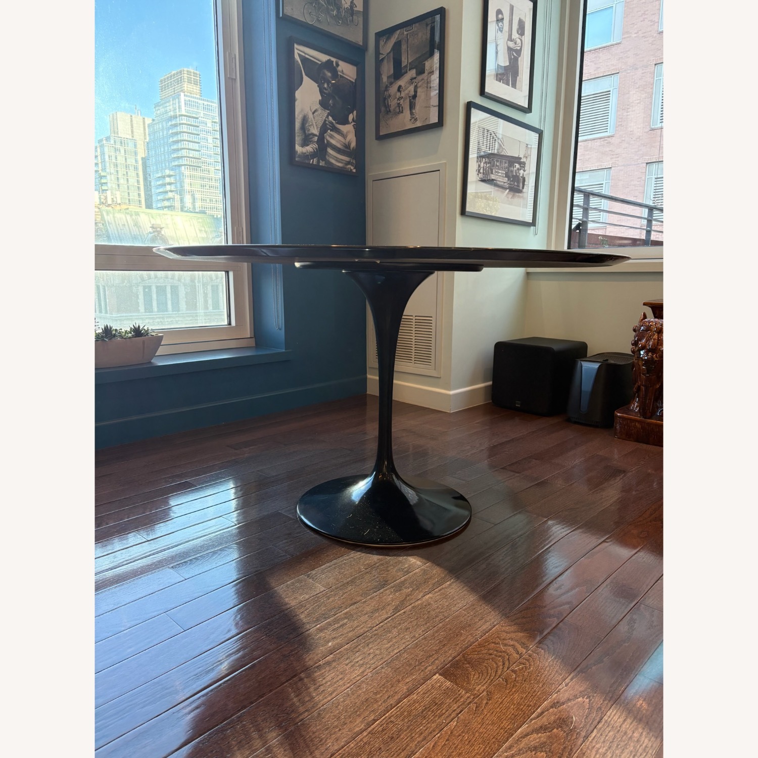 Knoll Saarinen Round Dining Table - image-3