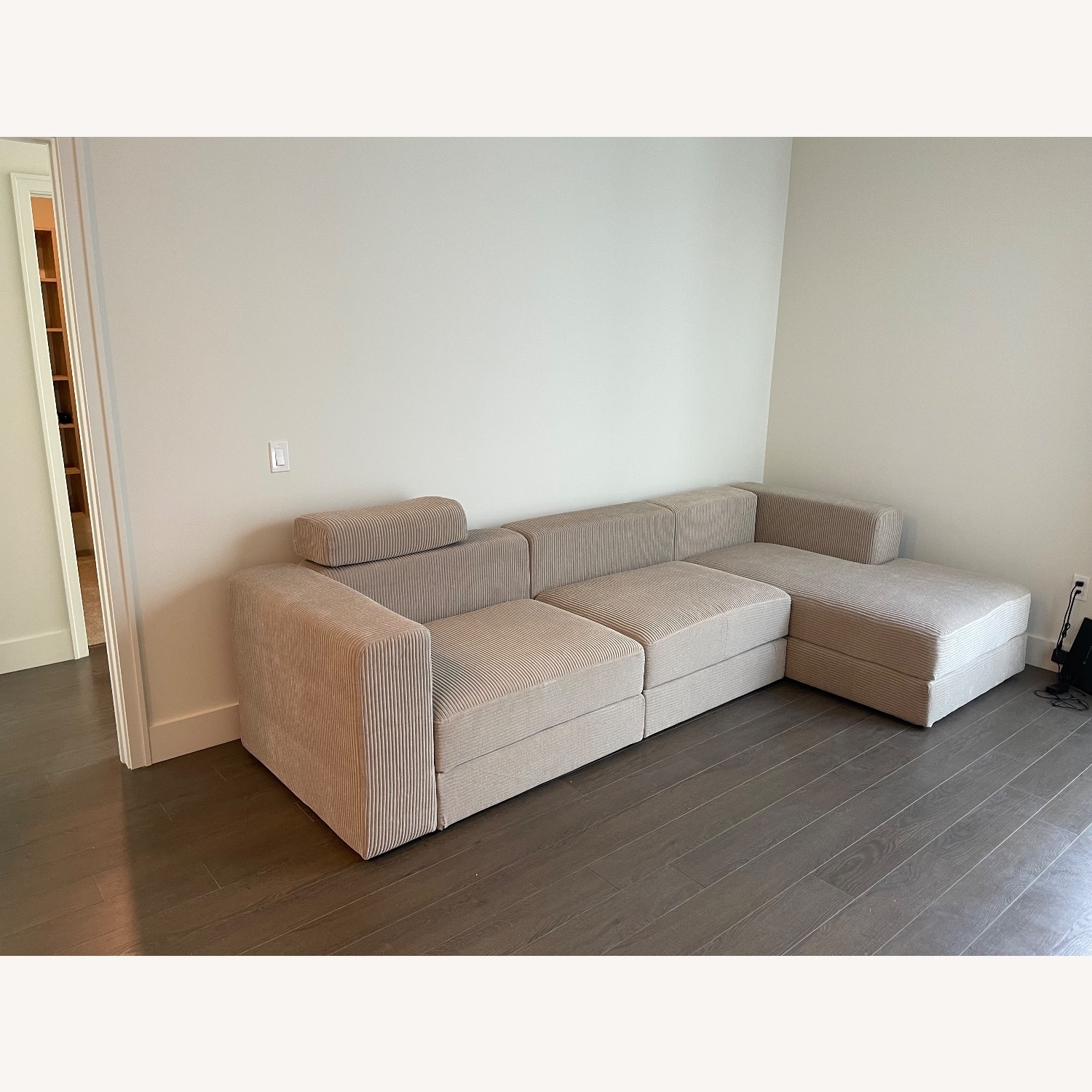 IKEA JÄTTEBO Sofa  - image-1