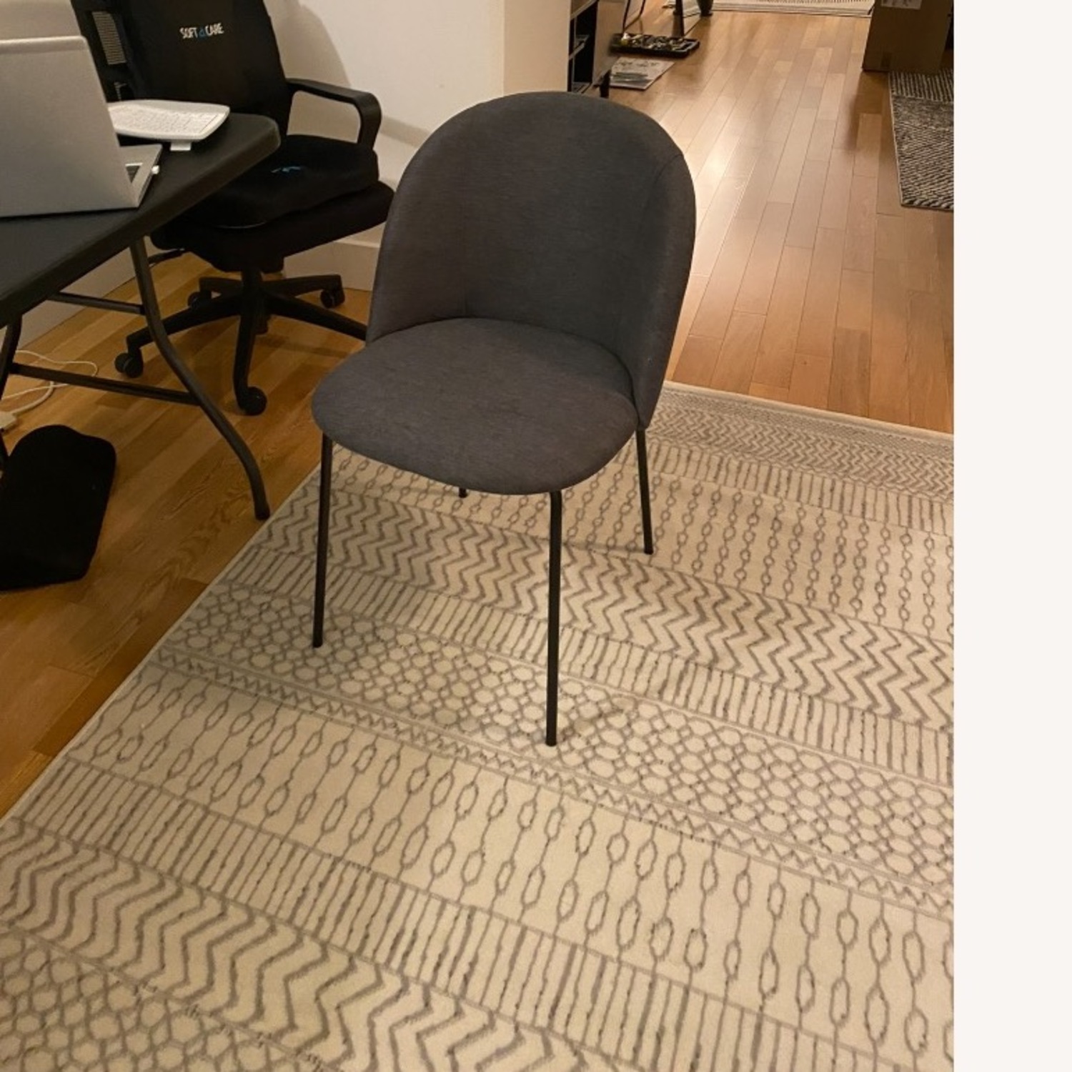 Wayfair Light Gray Fabric Area Rug 5' x 7' - image-5