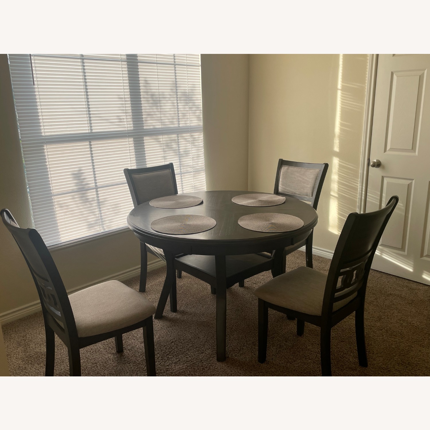 Contemporary Dining Set with 4 Chairs - image-2