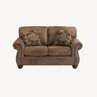 Larkinhurst Loveseat