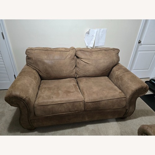 Used Larkinhurst Loveseat for sale on AptDeco
