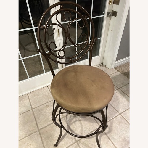 Used Powell Metal Swivel Bar Stools for sale on AptDeco