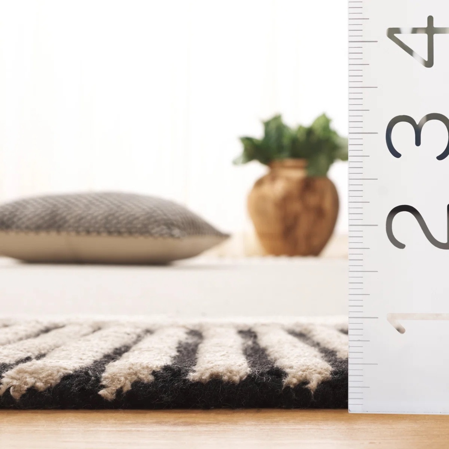 Safavieh Oval Rug - image-3