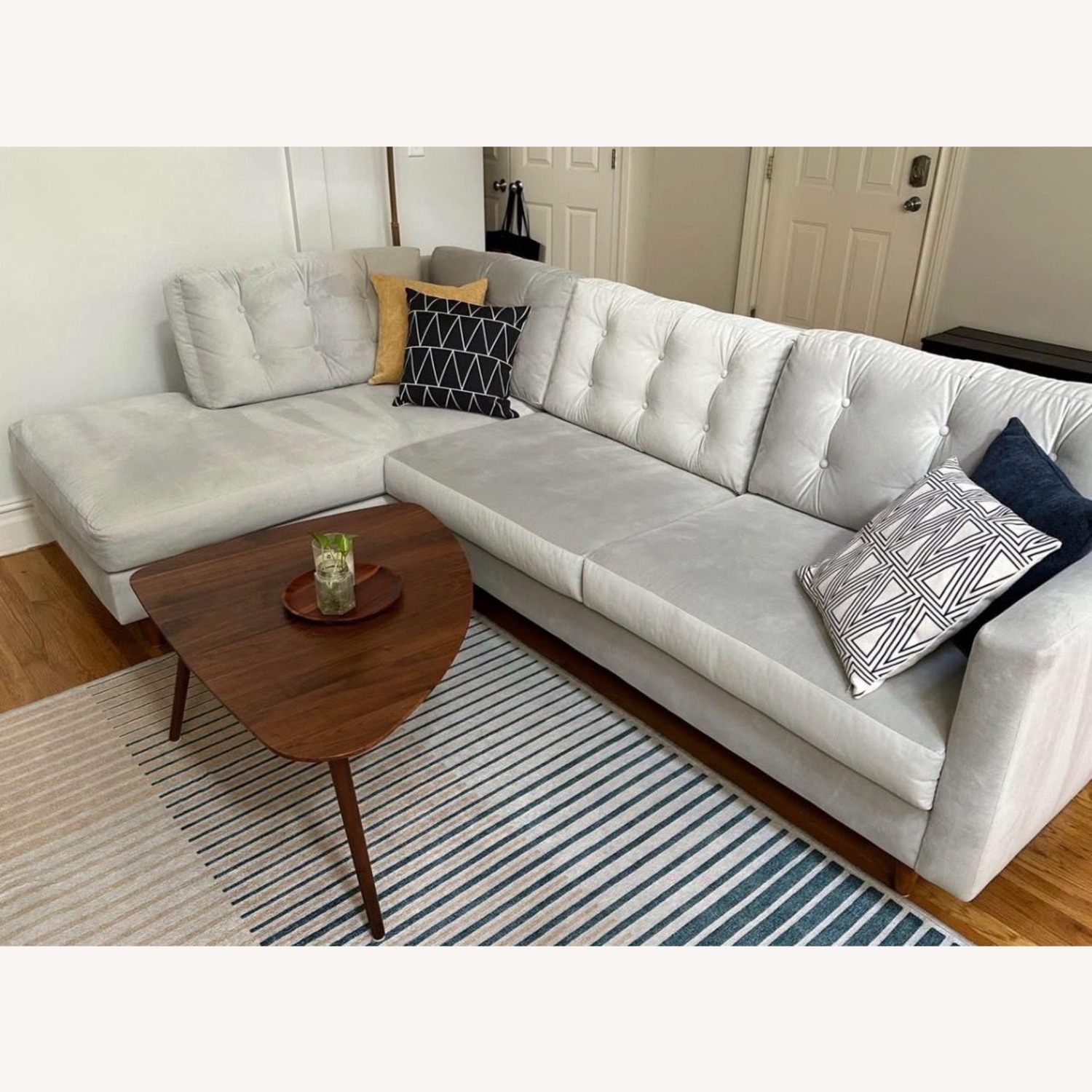 Apt2b Logan Light Gray 2 Piece Sectional - image-1