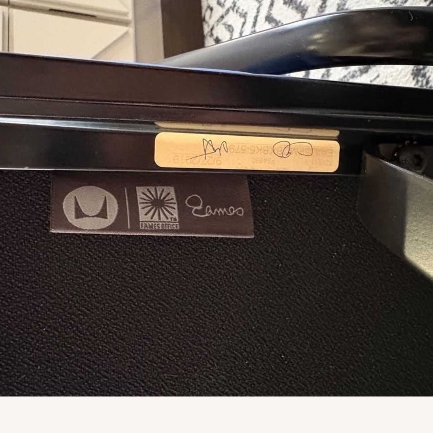 Eames Soft Pad Management Chair - image-1