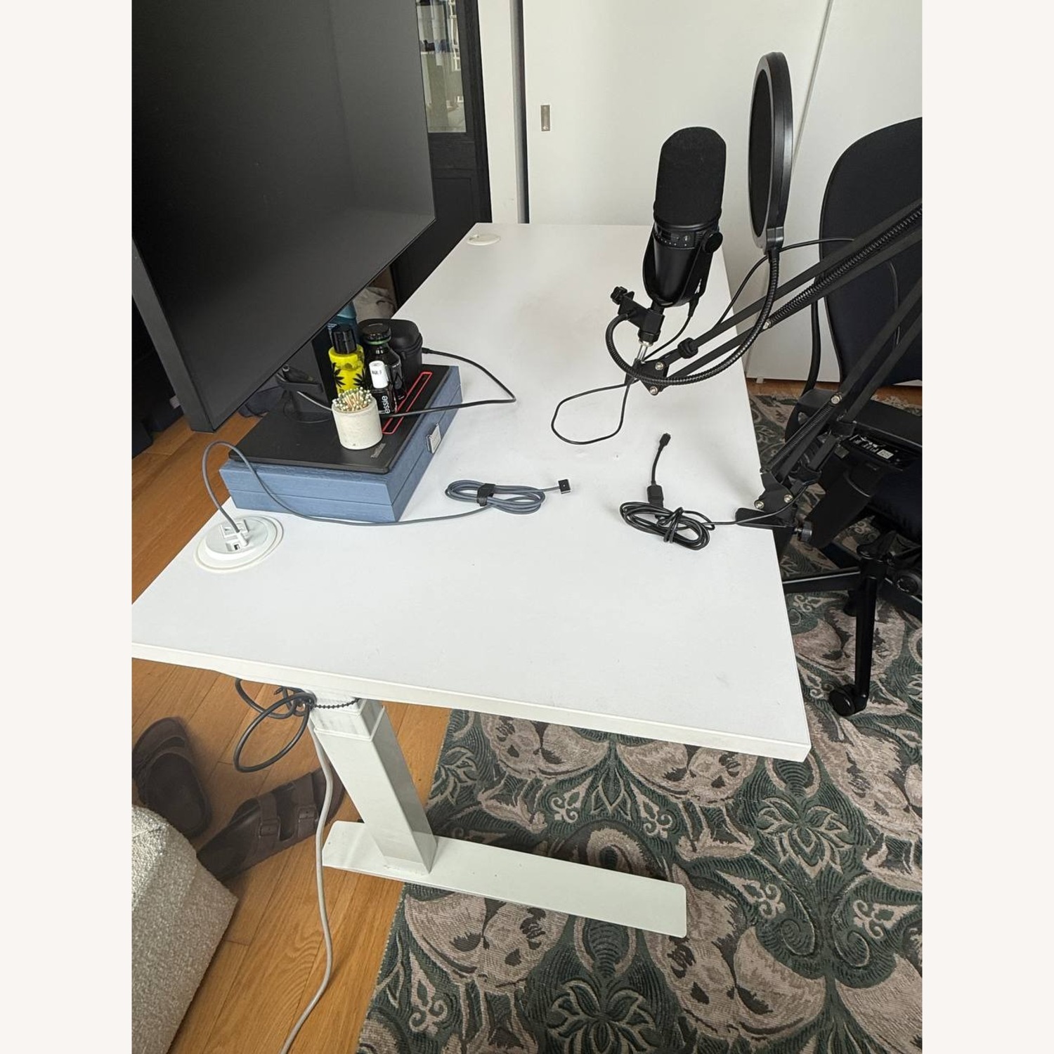 Herman Miller Jarvis Laminate Standing Desk - image-3