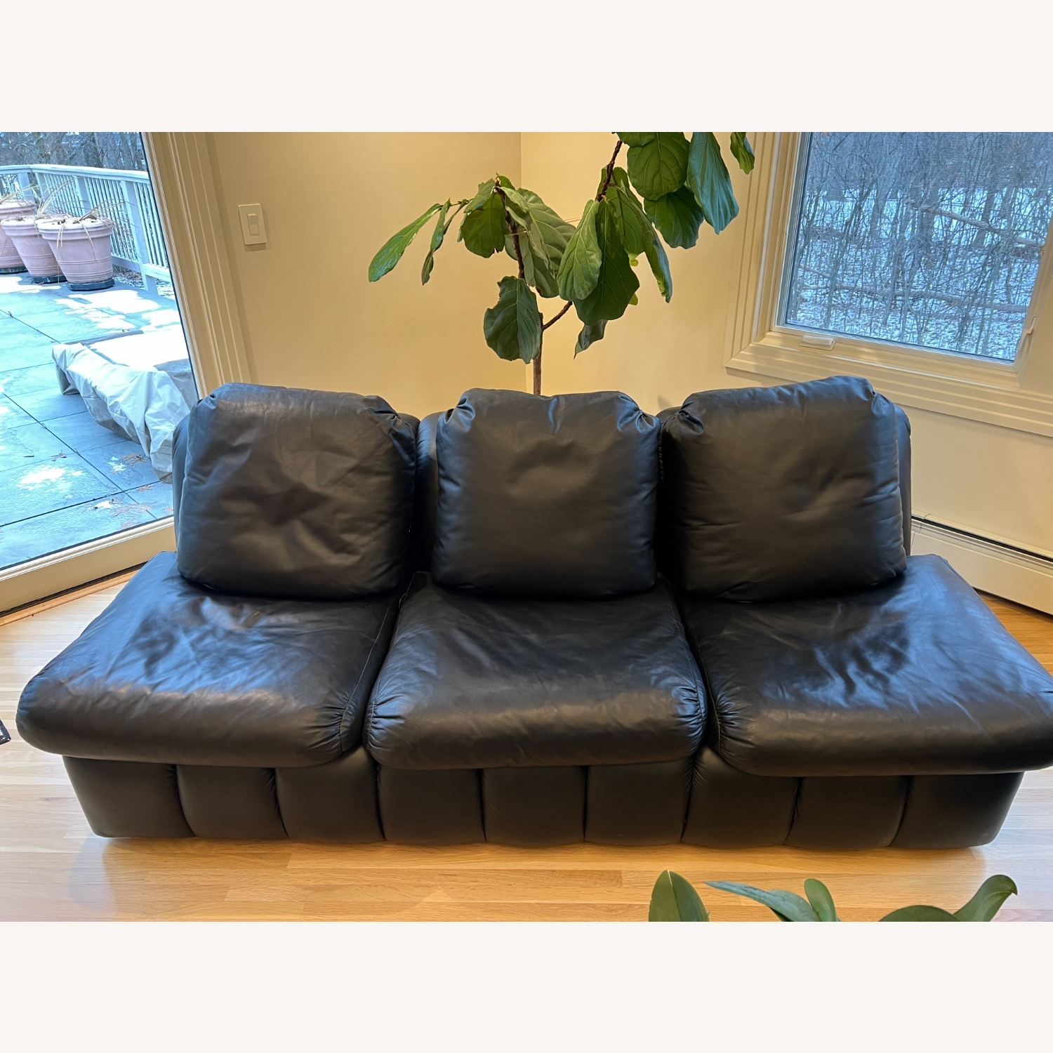 Vintage/Antique Black Leather 3+ Seater Sofa - image-3