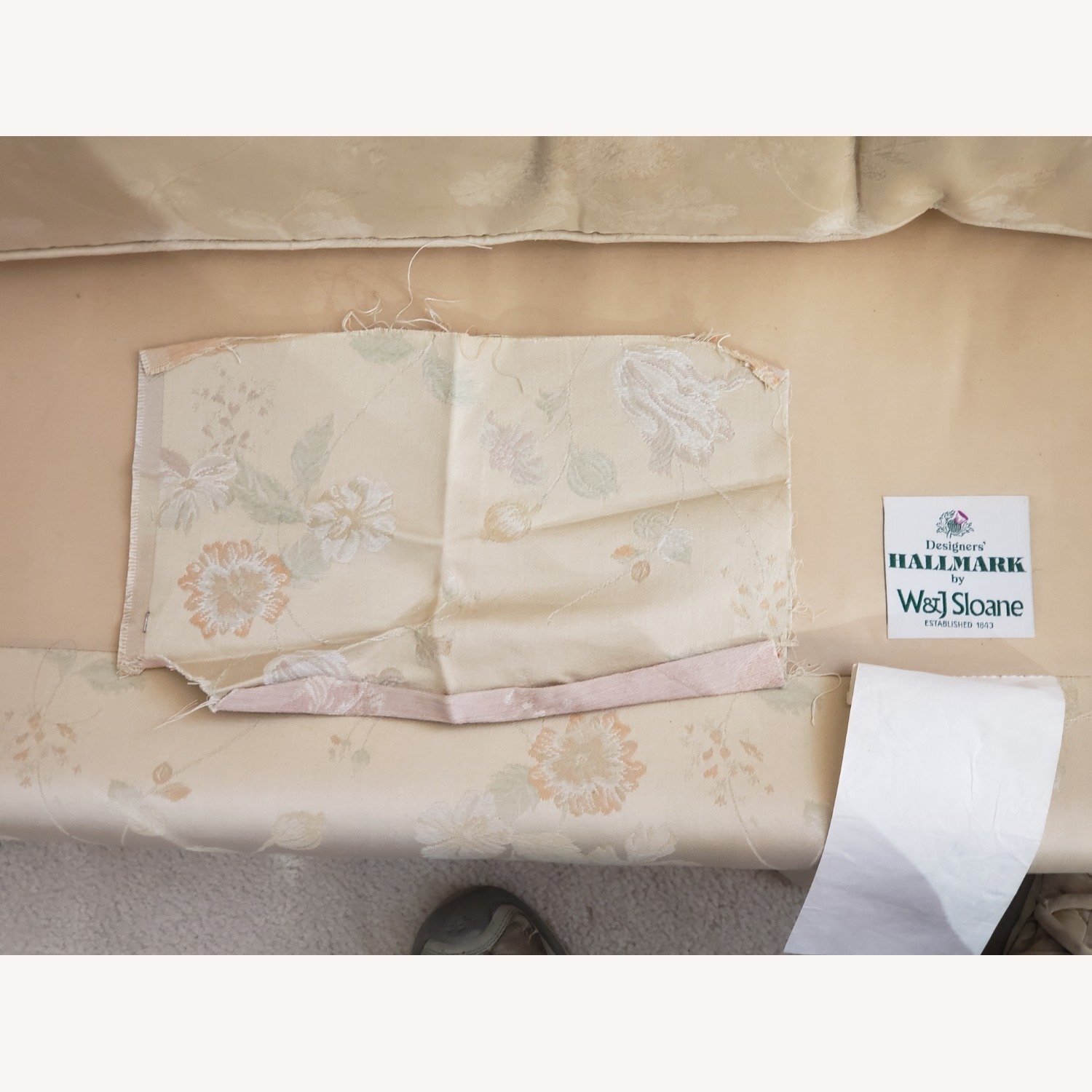 Hickory Chair Vintage Patterned Fabric Sofa - image-10