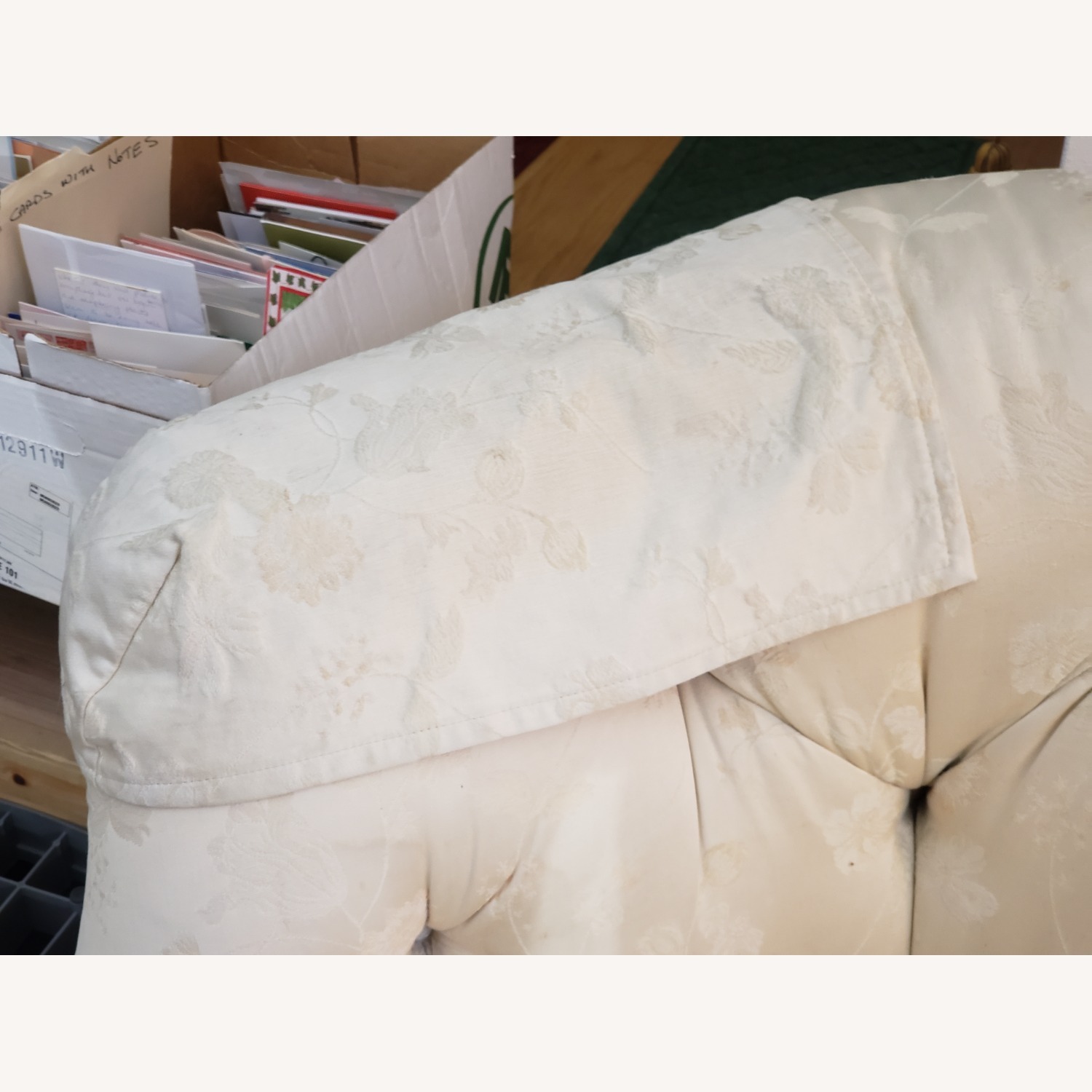 Hickory Chair Vintage Patterned Fabric Sofa - image-7