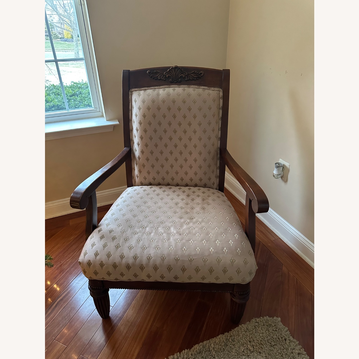 Vintage/Antique Fabric 3+ Seater Sofa - image-5