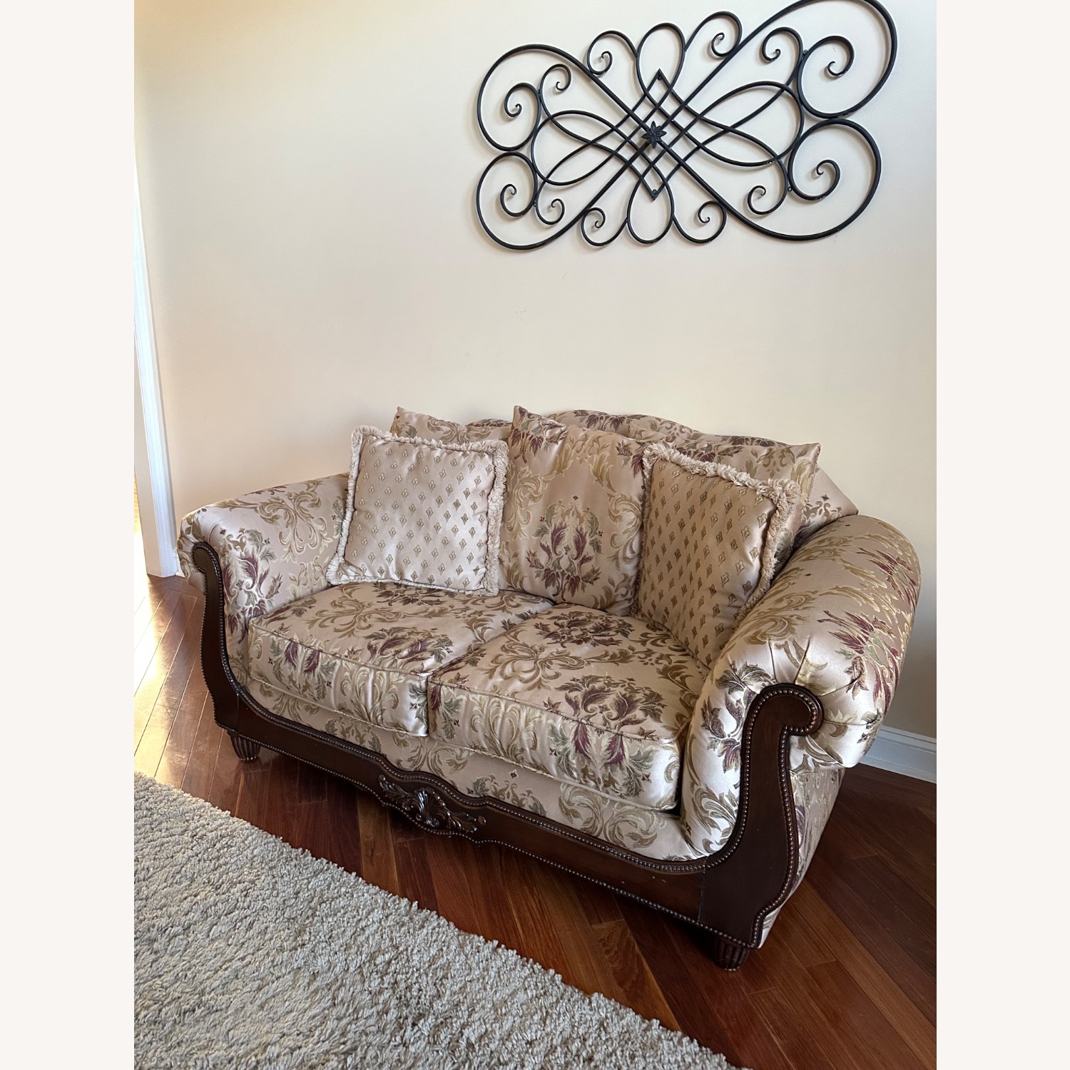 Vintage/Antique Fabric 3+ Seater Sofa - image-8