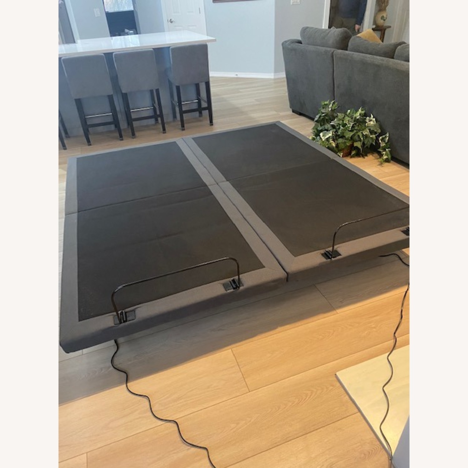 DreamCloud Adjustable Base Split King - image-4