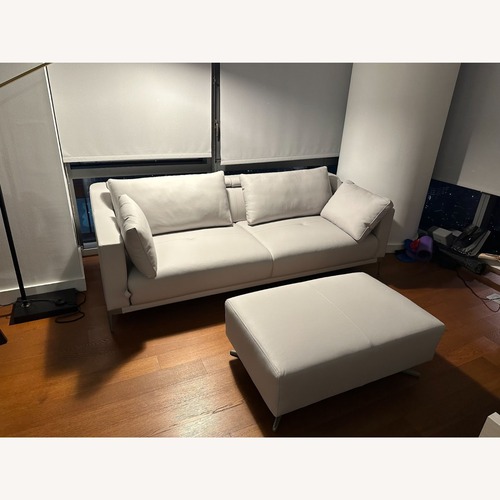 Used Lazzoni White Leather 2 Seater Sofa for sale on AptDeco