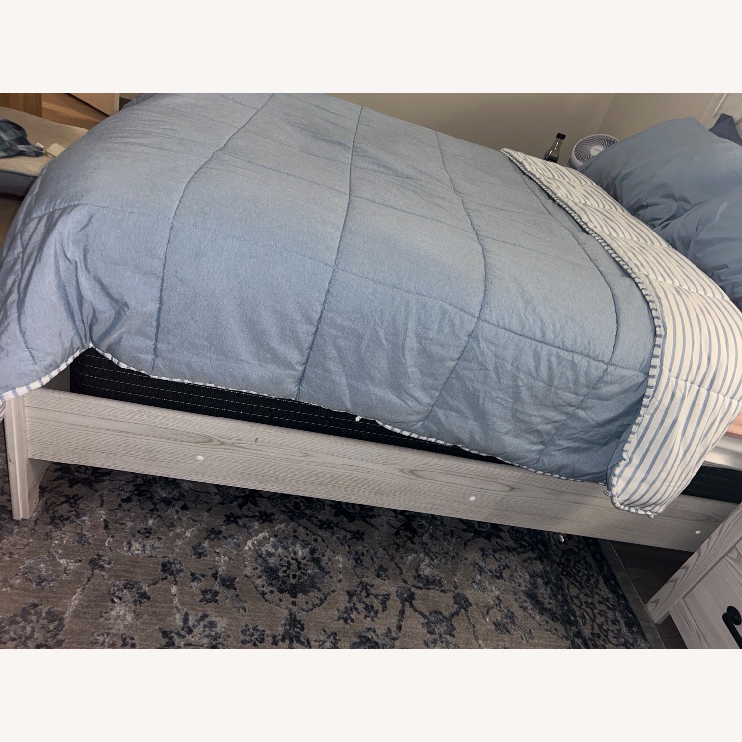 Ashley Furniture Light Gray Wood Full Bed - image-6