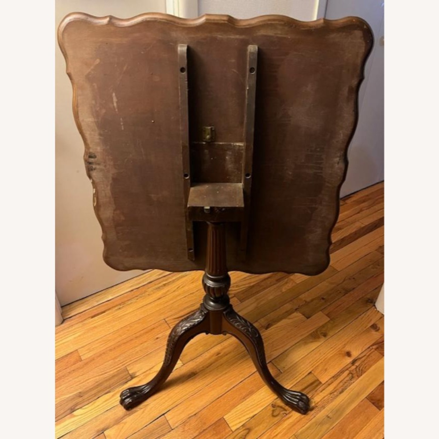 Antique Chippendale Tilt Pie-Top Table - image-10