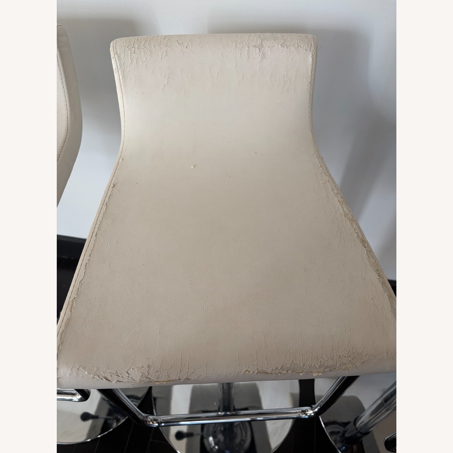 Adjustable Swivel Bar Stools Modern White - image-10