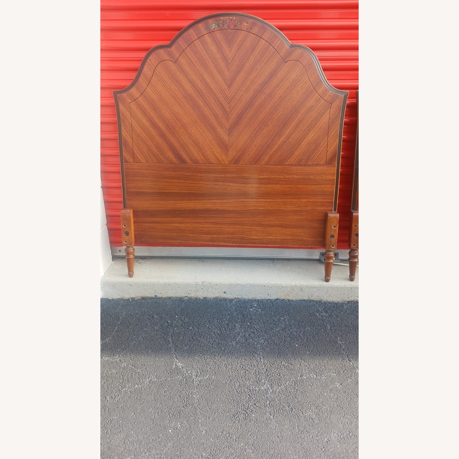 Victorian Twin Bed - image-1