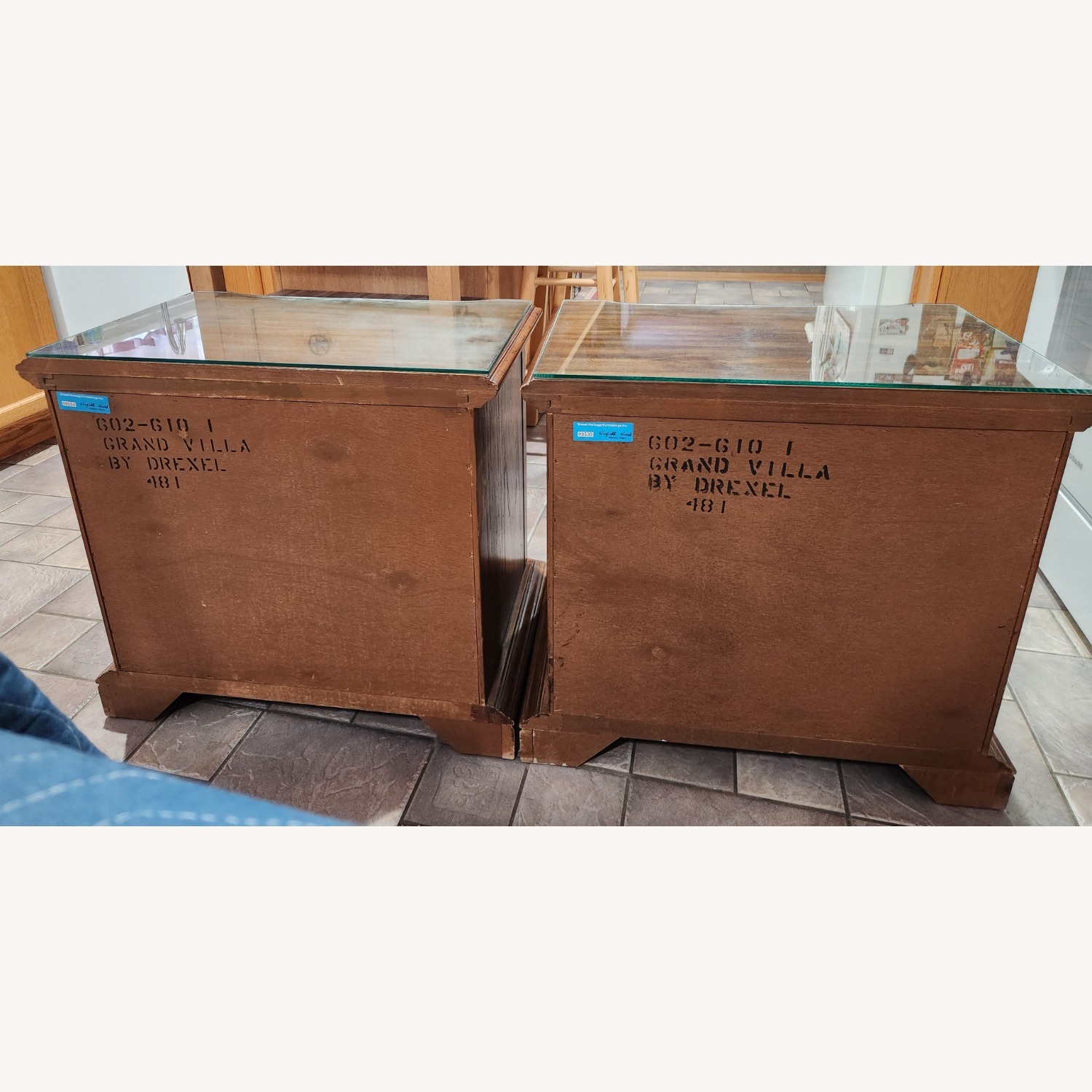 Drexel Grand Villa Vintage Pair of Nightstands - image-4