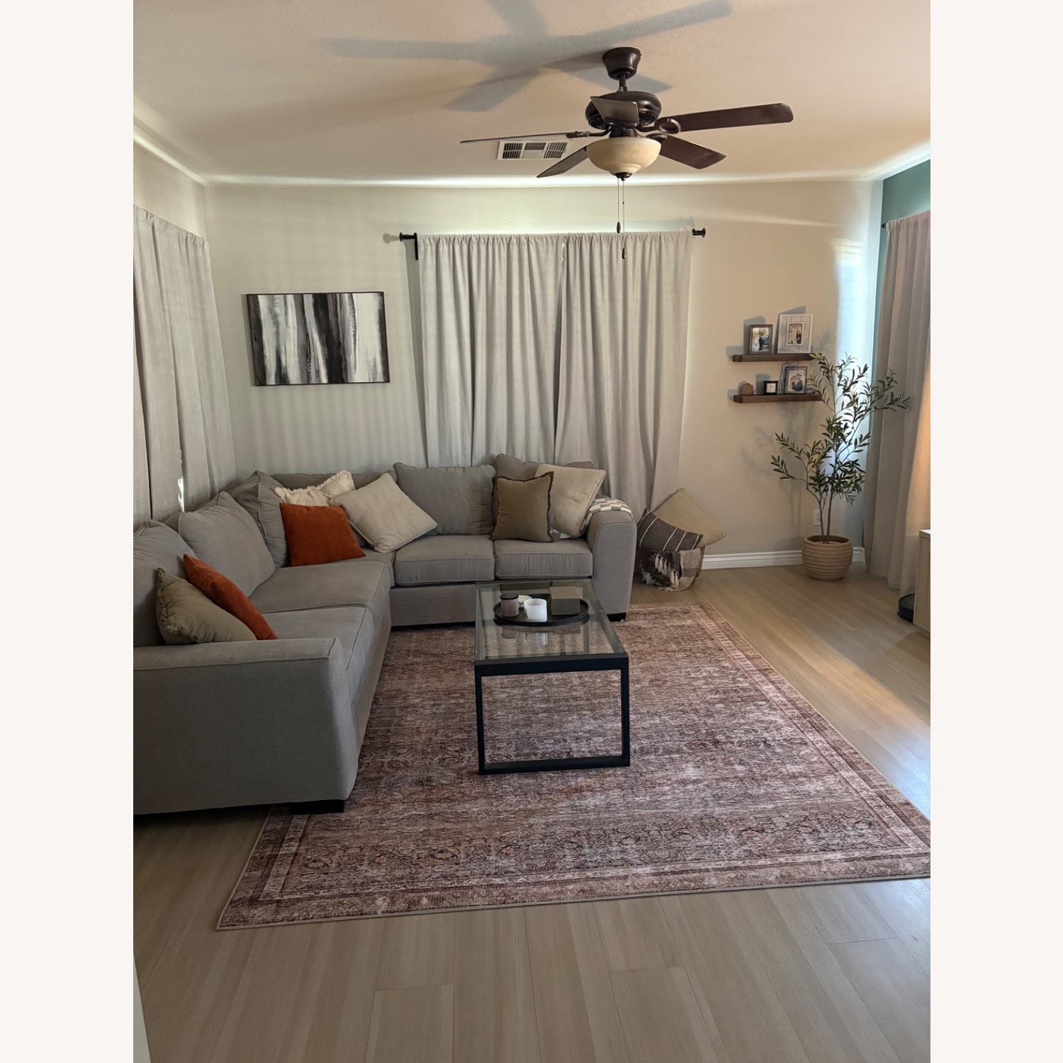 Delano 5pc Sectional - image-4