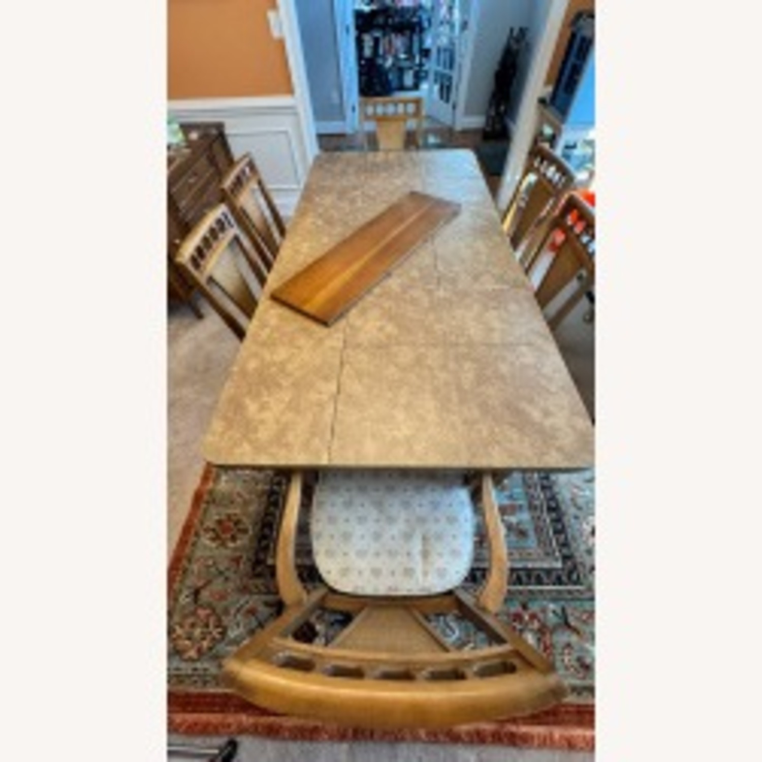 Bassett MCM Palerno Expandable Table + 6 Chairs - image-11