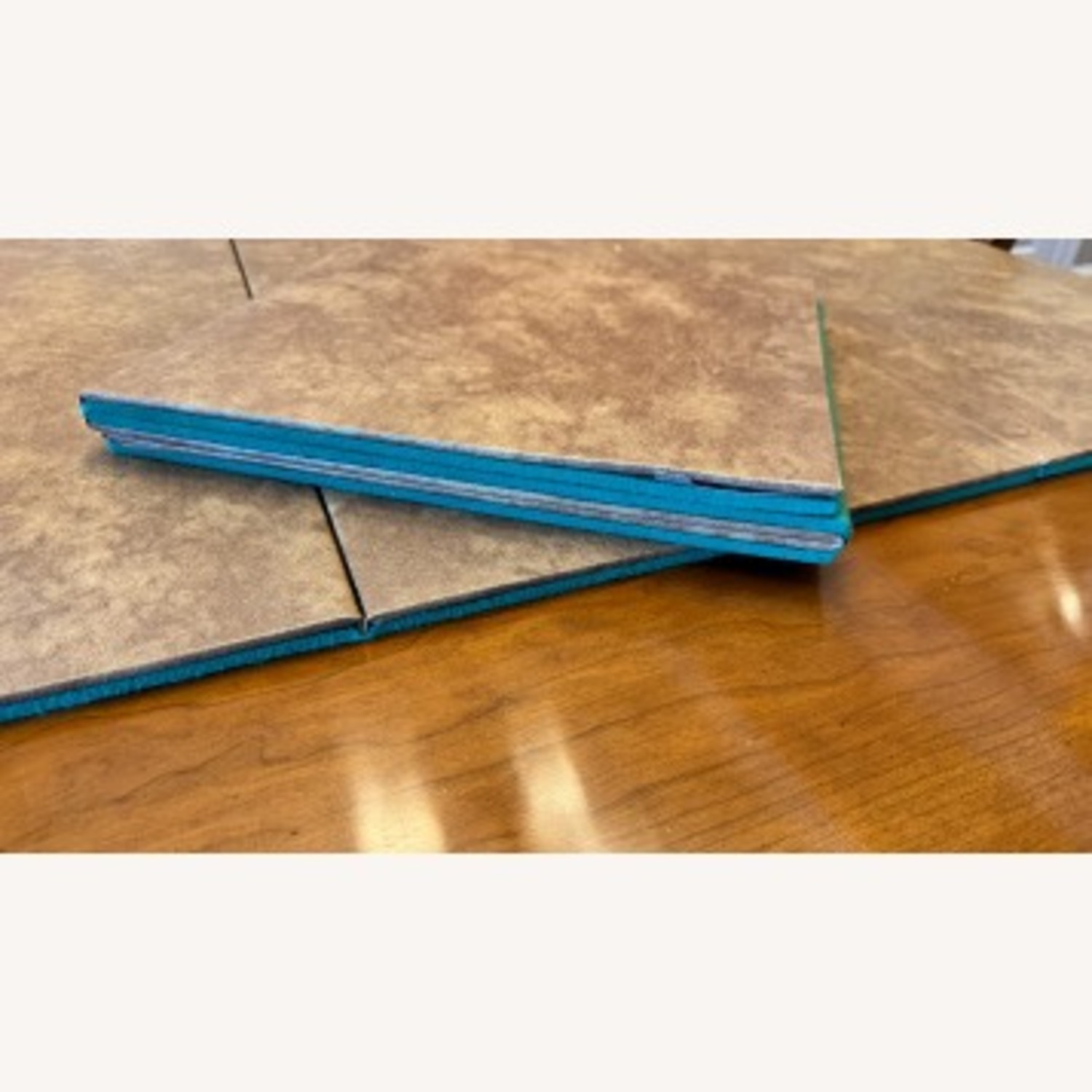 Bassett MCM Palerno Expandable Table + 6 Chairs - image-10