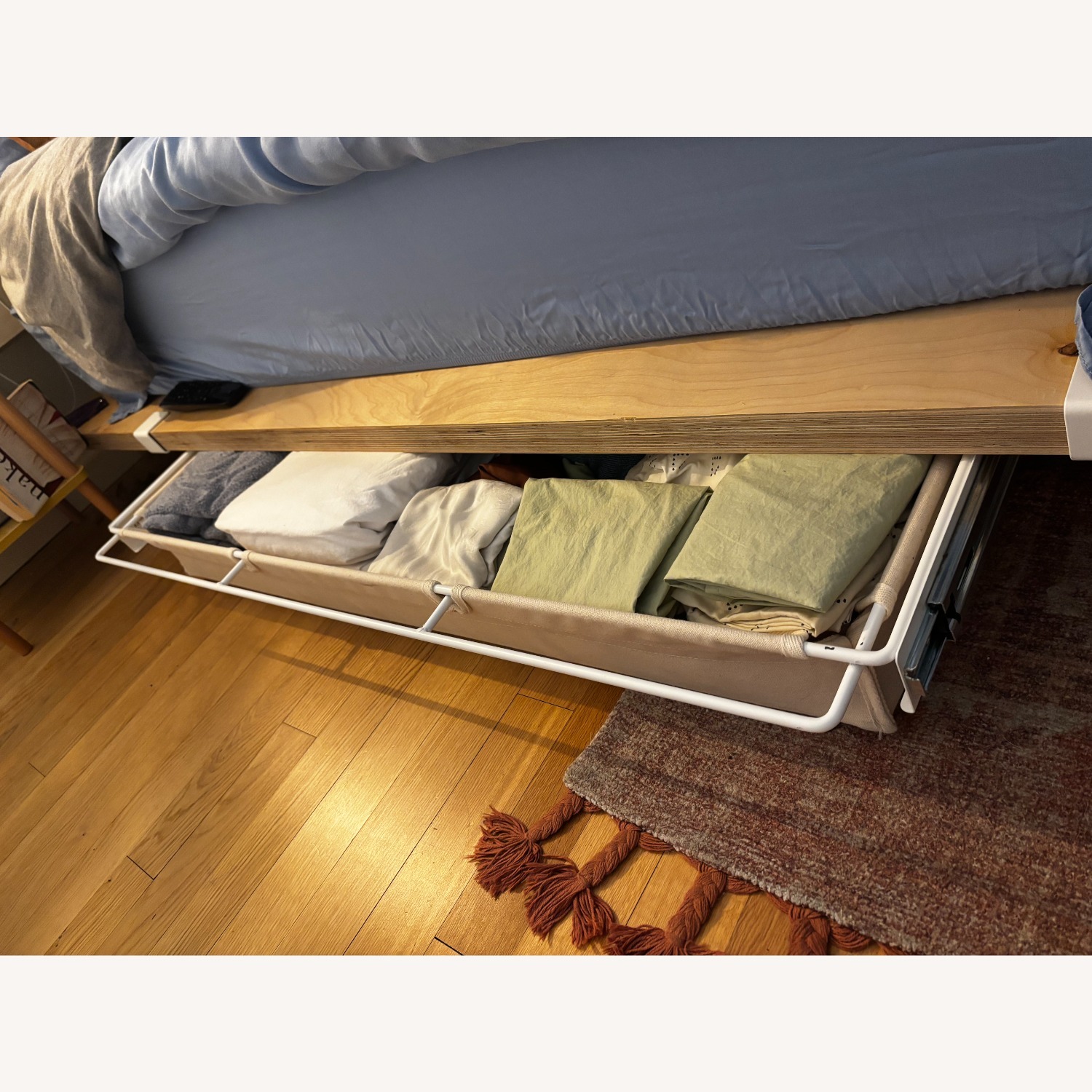 Floyd Light Brown Wood Queen Bed - image-4