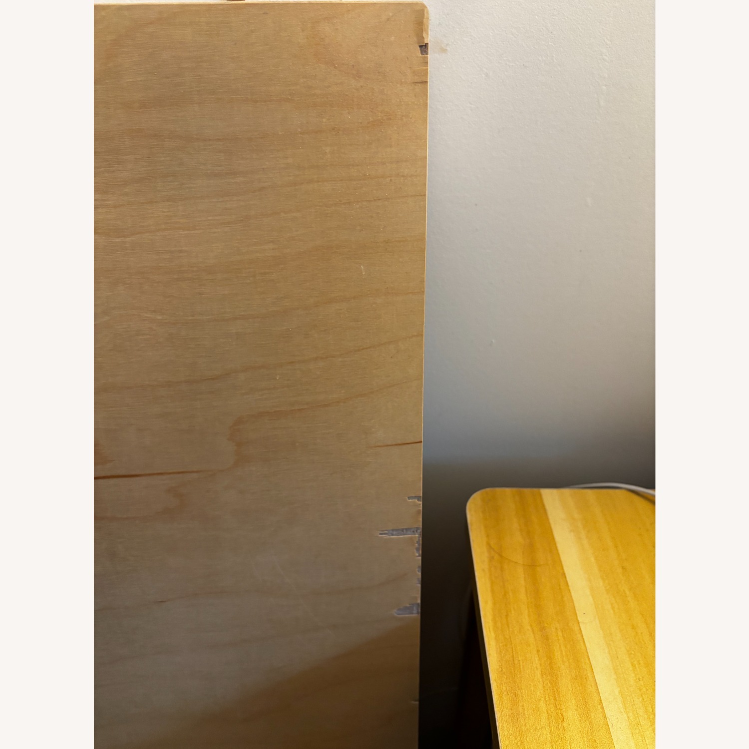 Floyd Light Brown Wood Queen Bed - image-7