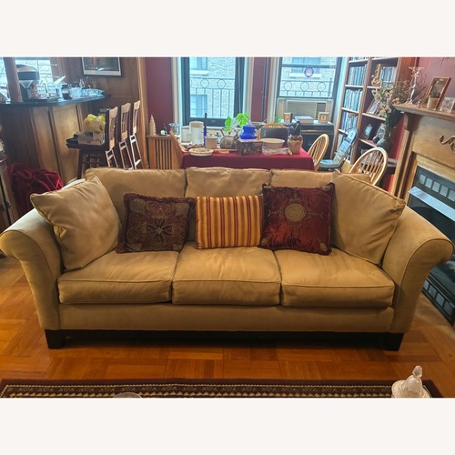 Used White Fabric Sleeper Sofa for sale on AptDeco