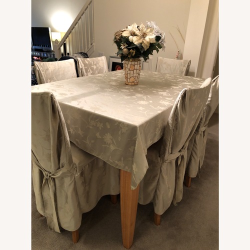 Used Kane's Furniture Natural Dining Sets for sale on AptDeco